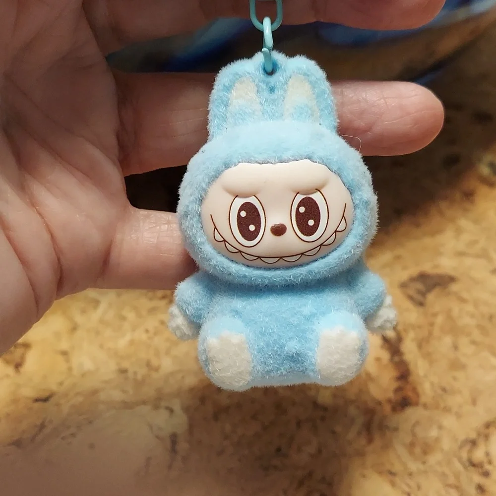 Keychain, Labubu,‎ Fuzzy Resin, Blue Chain